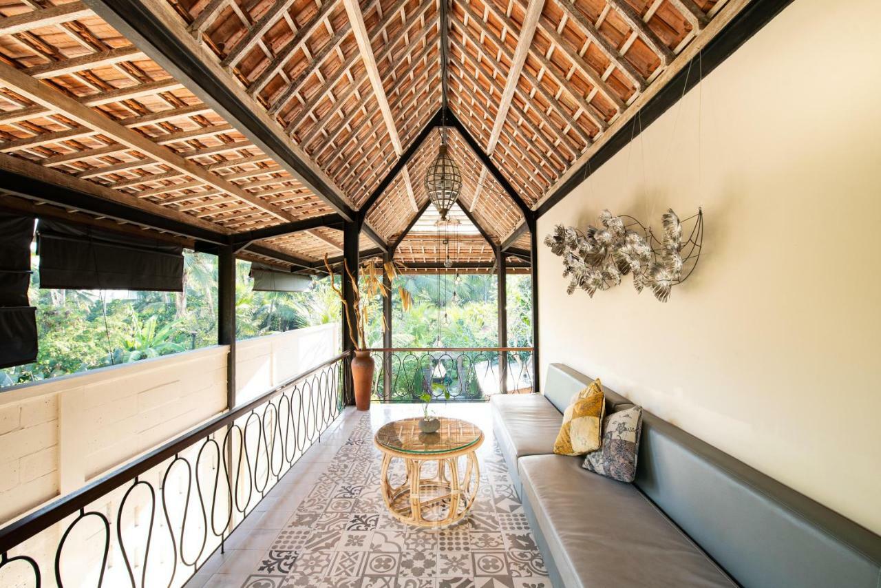 Ubud Tropical Exterior photo